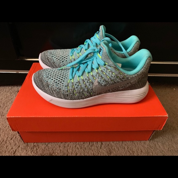 Nike kids shoes - Picture 8 of 8